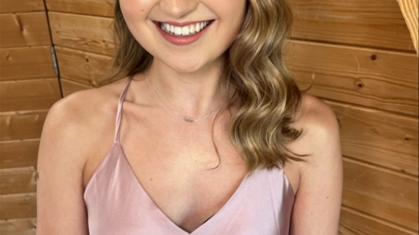 Bridesmaid soft glam & waves!