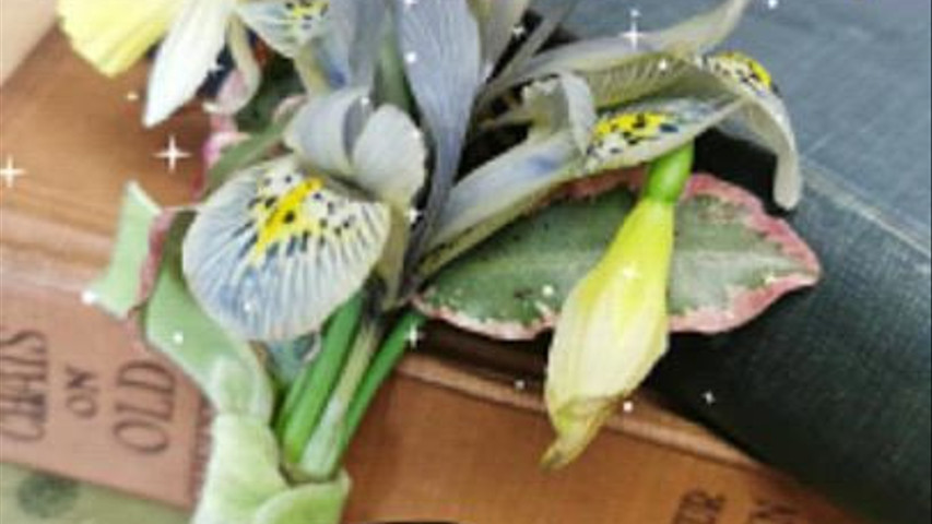 The overlooked beauty of wedding buttonholes