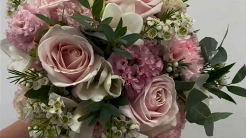 Blush pink bridal bouquet