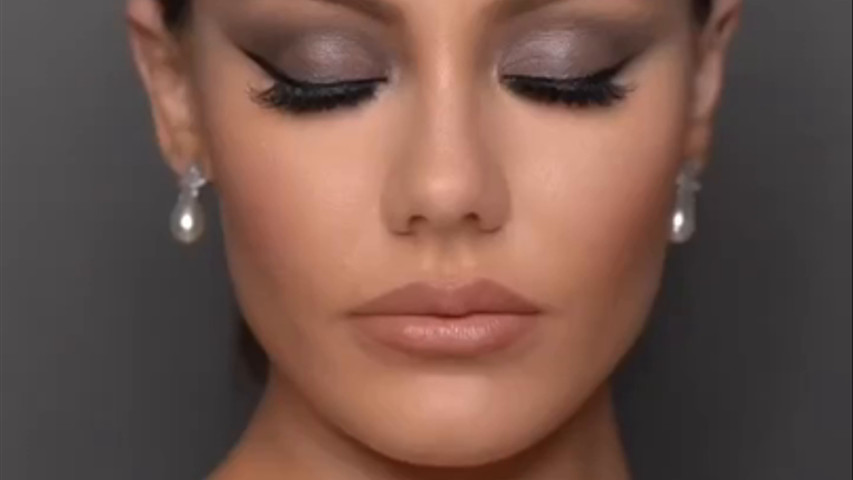 SULTRY WEDDING LOOK 