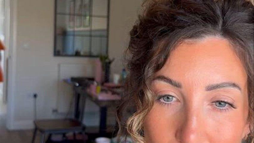 Natural soft bridal makeup and natural curl hair up