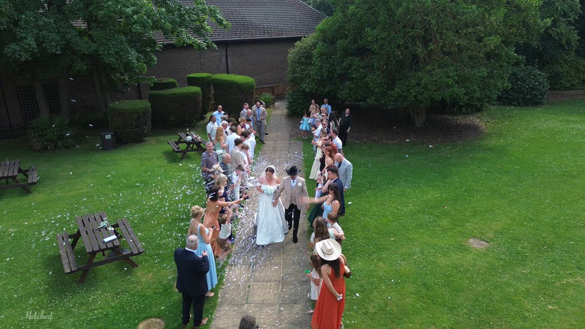 David Fox Photography - Confetti walk