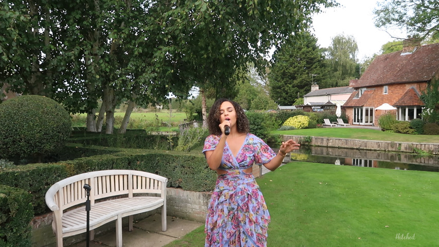 No One - Alicia Keys (Soundcheck by the river)