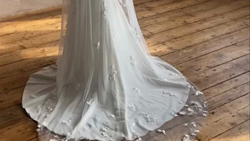 Unique & Modern Wedding Dresses