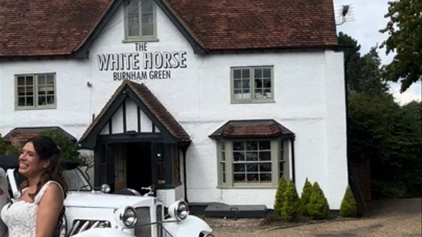 Wedding at The white horse, Burnham Green, Datchworth