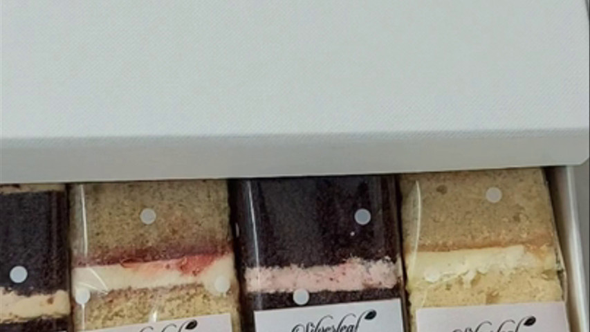 Cake Sample Box