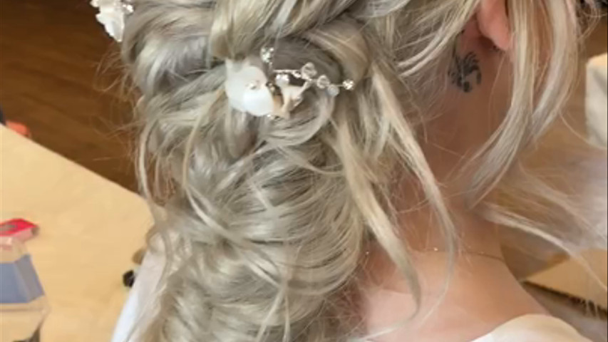 Bridal fishtail hairstyle 