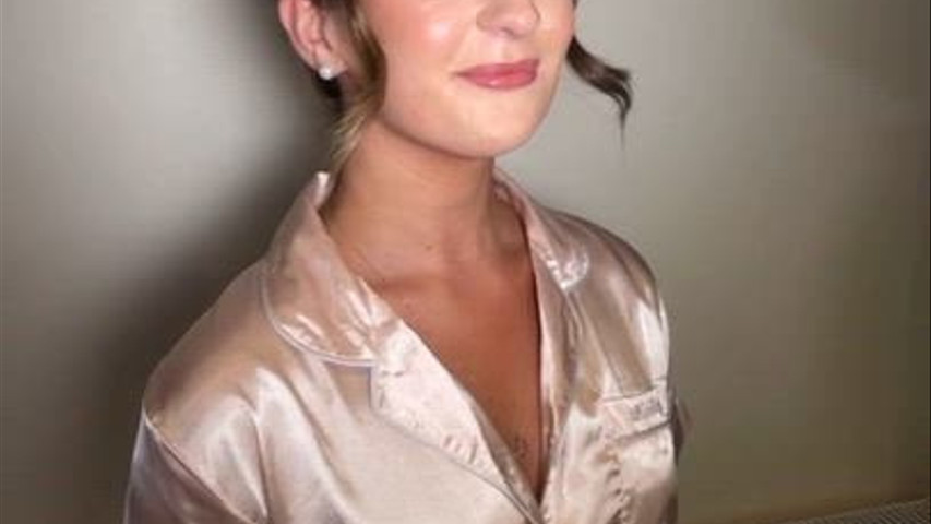Bridal Makeup Artist - Hannah Kathleen