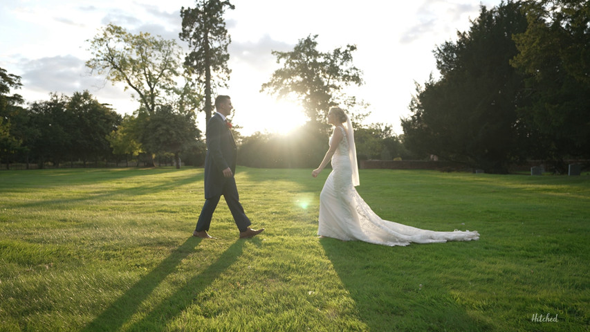 R & G's Heart-Warming Wedding at Wasing Park