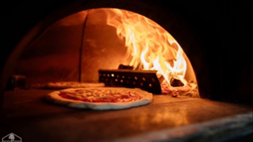 Two J's Woodfired Pizza