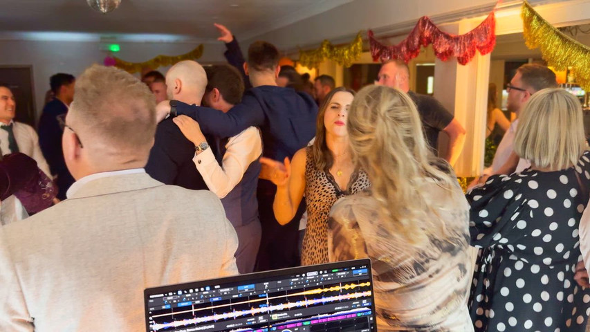 Manic Street Preachers - Umbrella | Wedding | Sutton Coldfield Golf Club