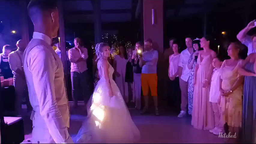 Create your wedding dance at home
