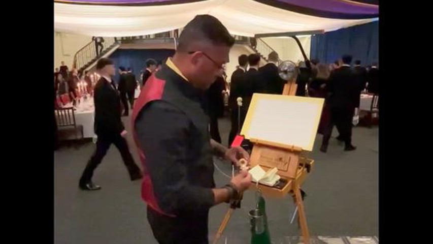 Why book my live wedding painting service 