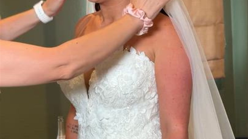Georgia’s wedding glam 
