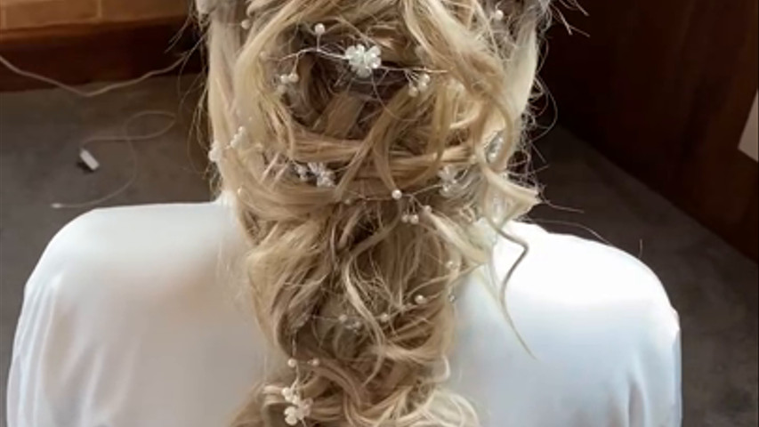 Mermaid braid bridal hair 