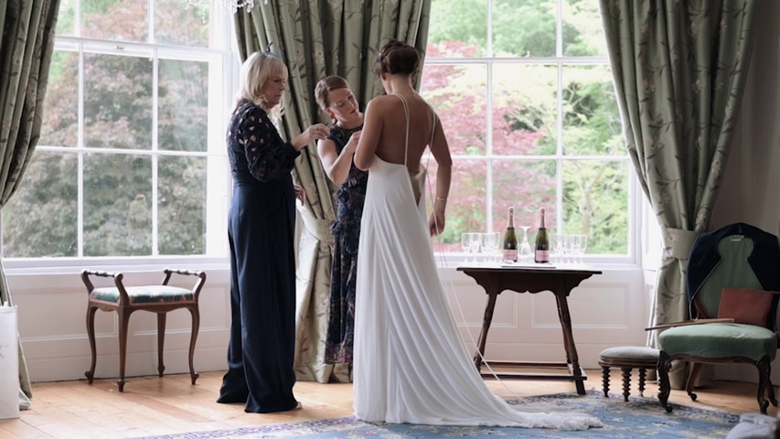 Gorgeous Summer English Wedding
