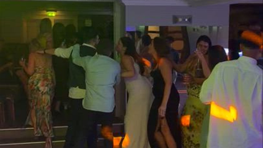 Conga line 