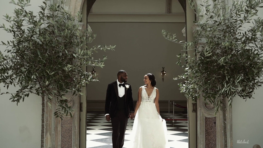 Intimate weddings at Hampton Court House