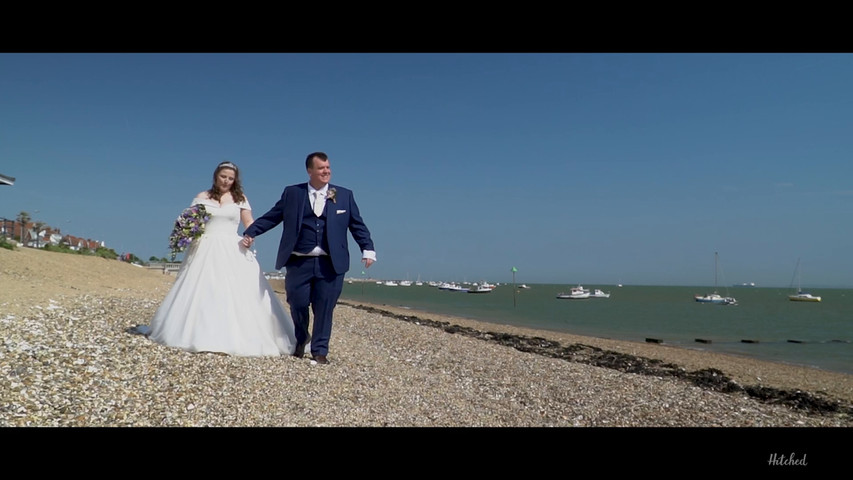 Roslin Beach Hotel - Libby and Adam