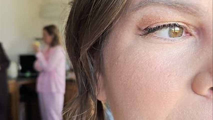 Make you up before you glow glow