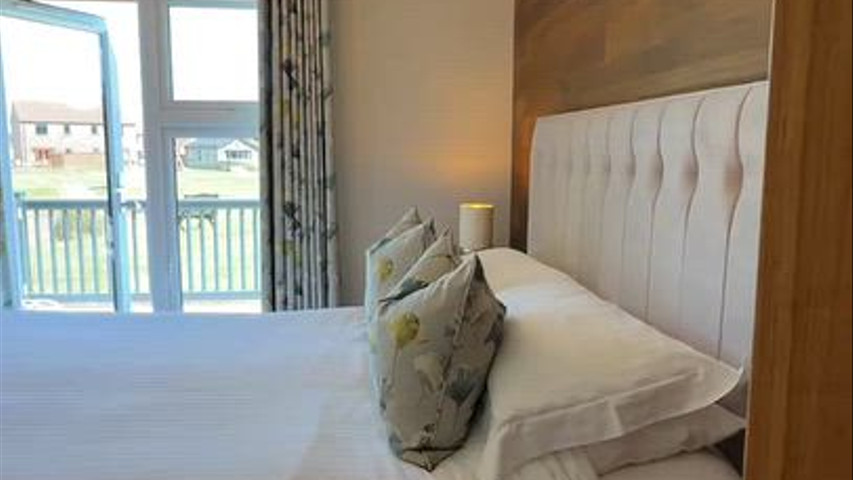 Brides Favourite Lodge