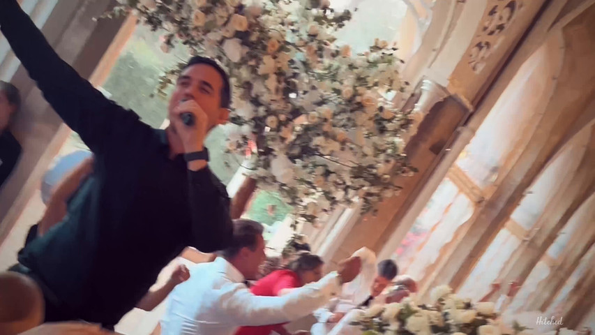 The singing waiters at Grittleton House