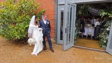 Entrance of the newlywed couple