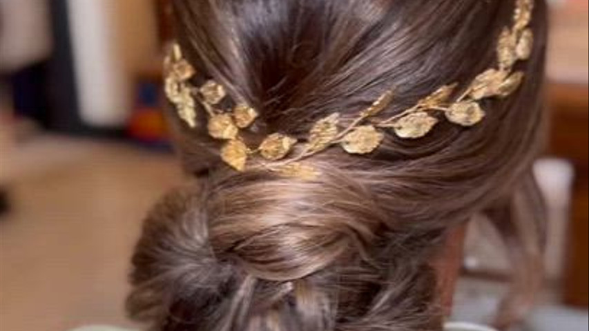 Goddess low buns 