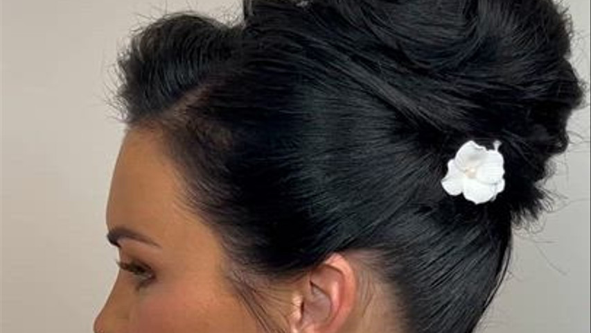 High Modern Bridal Bun