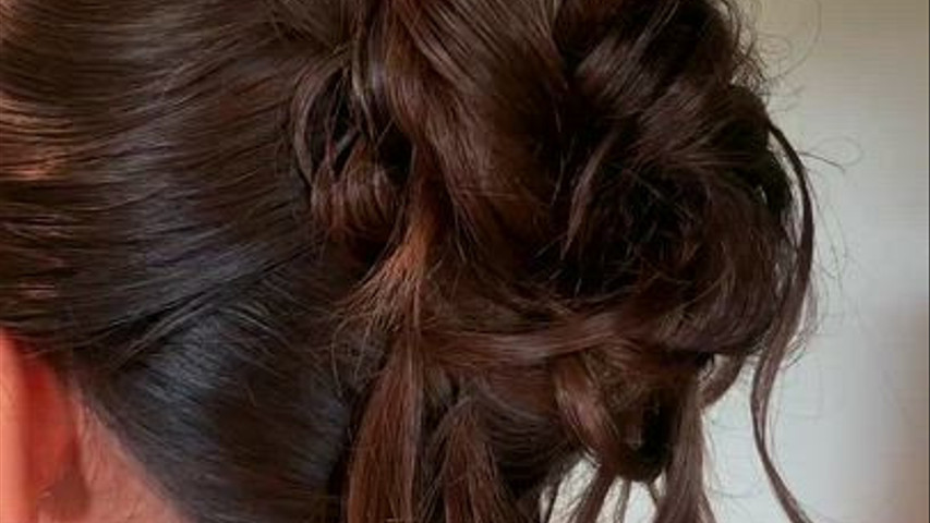 Textured high bun 