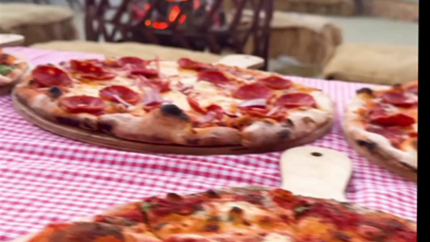 Leonati Catering's Pizza Truck: Serving Delicious Pizzas at Your Wedding