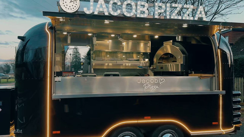 Pizza, but make it luxury 