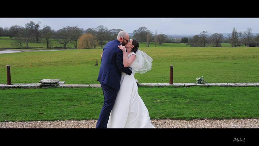 Hannah & Anthony's dress spin kiss!