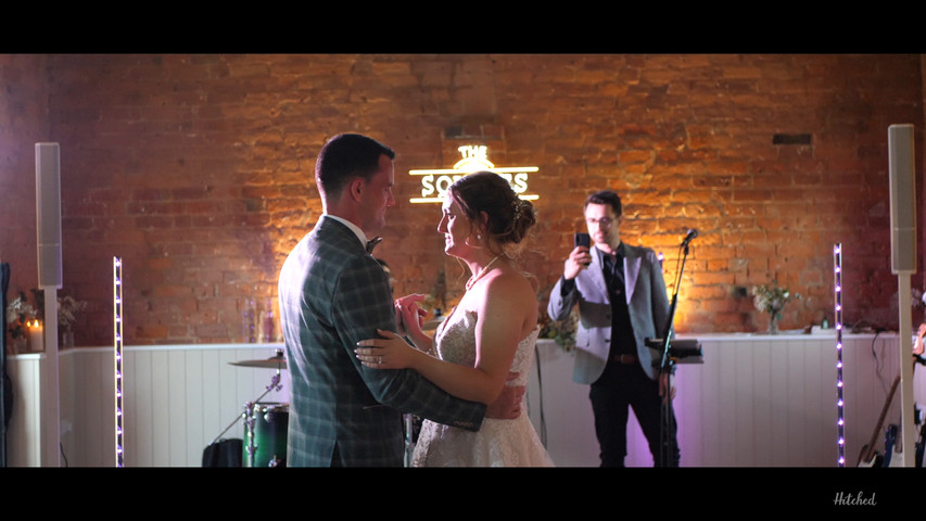 Suzie & Mike - Moat Hall Barns.