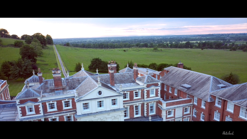 Hannah & Tom 2022 Hawkstone Hall.