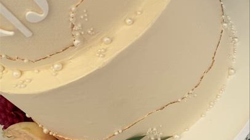 Buttercream and Pearls