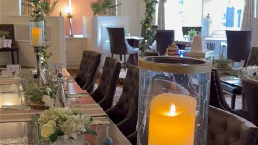 Restaurant Wedding