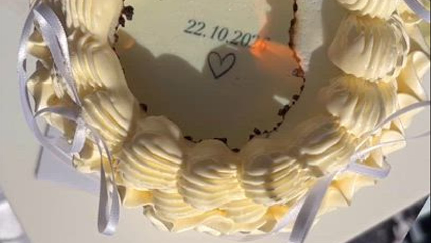 Save the date Cake