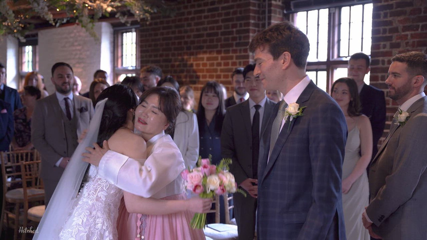 Hyein & Joe | Tudor Barn Eltham 