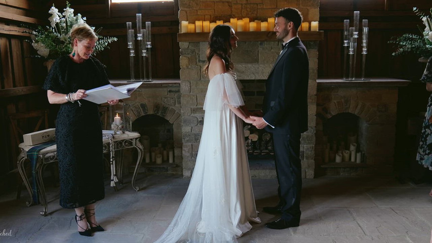 Looking for a unique venue and unique Celebrant?