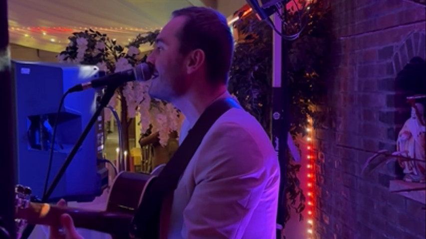 Evening Party - Mr Brightside by the Killers 