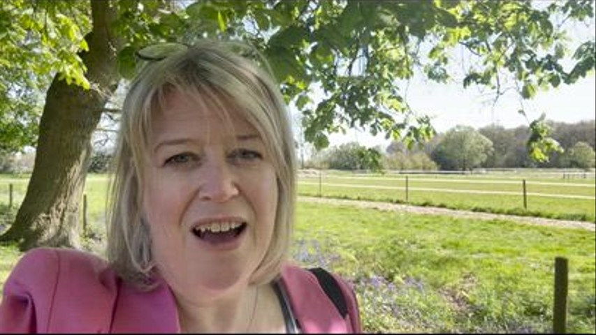 Becky, independent celebrant