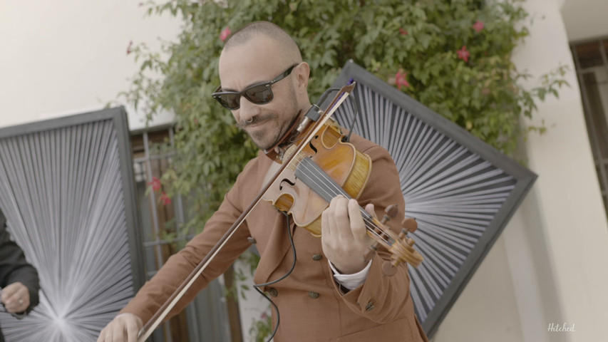 Dj and Violin