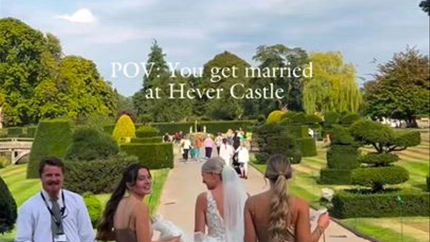 POV: You get married at Hever Castle 