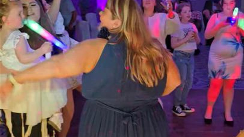 Real dancefloor, real people. 