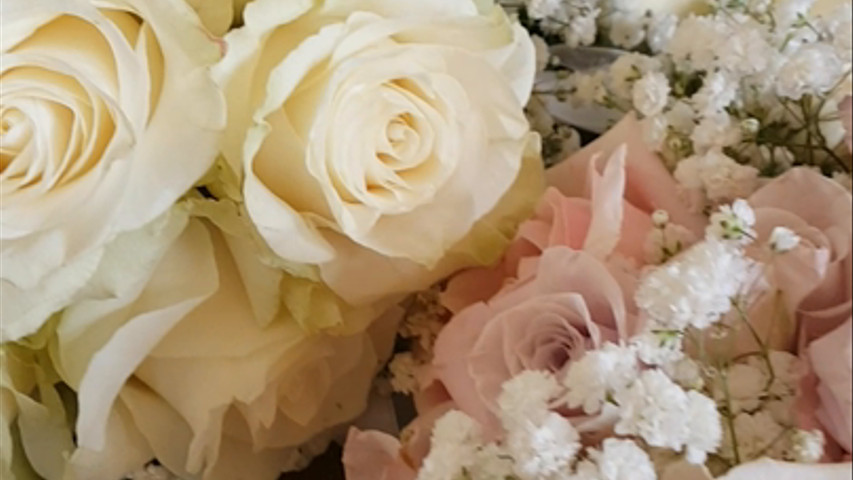 Dusky pink bride bouquet 