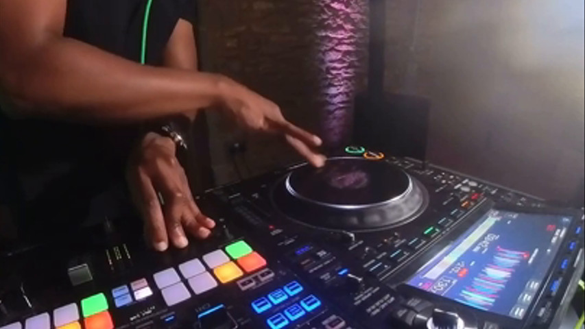 Live mixing - my style in action