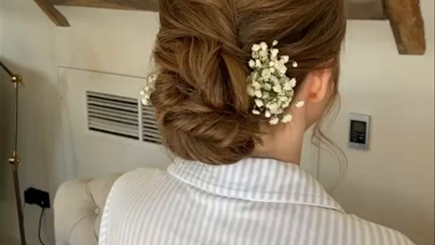 Bridal hair up 