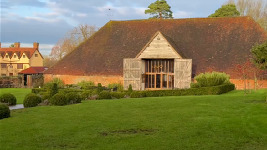 Steph & Luke, Ufton Court