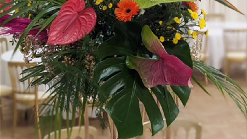 Tropical Table Centrepieces